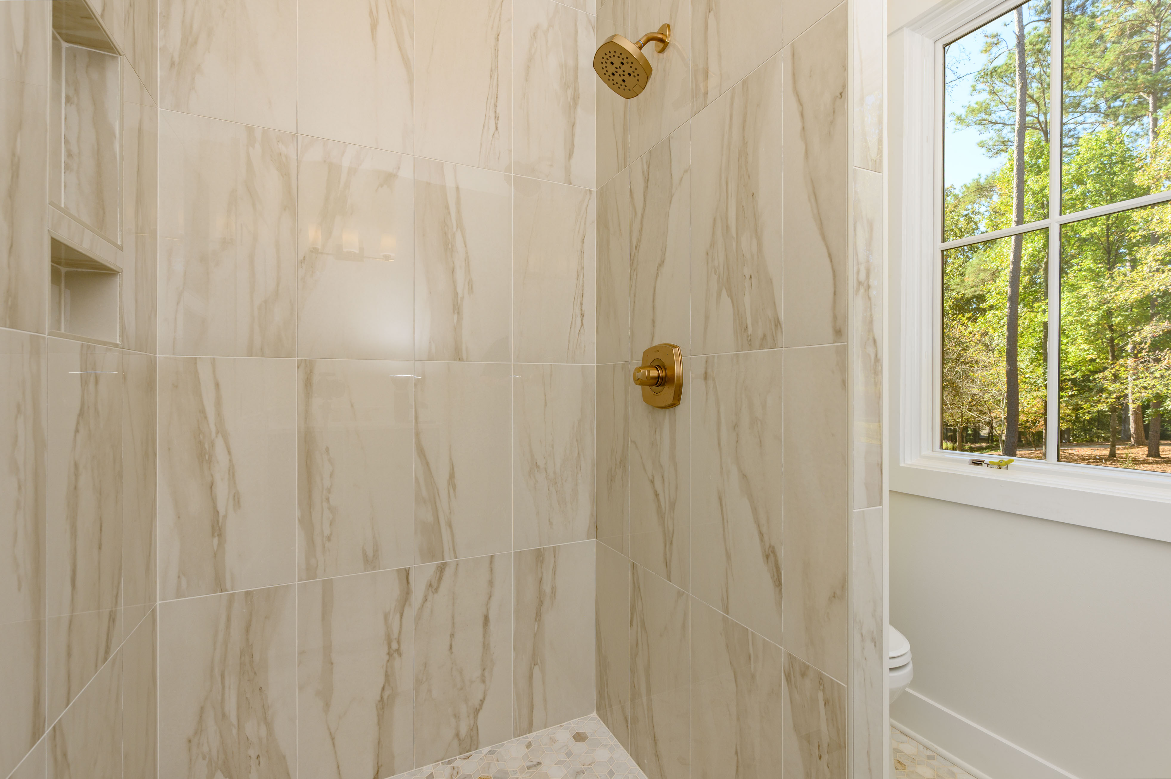 1050 Maple Ridge Way image 44